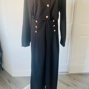 Chic Black and Gold set with Tailored Design